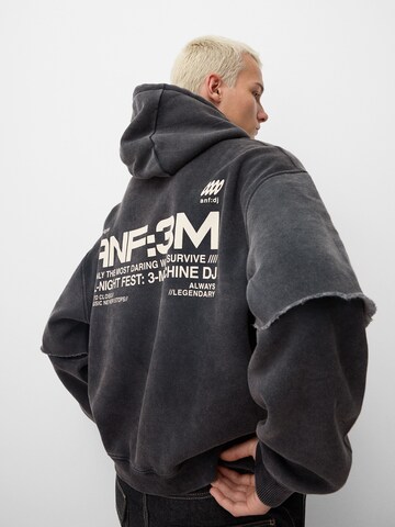 Bershka Sweatshirt in Grau