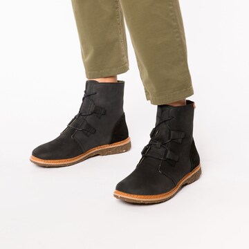 EL NATURALISTA Lace-Up Ankle Boots 'Angkor' in Black