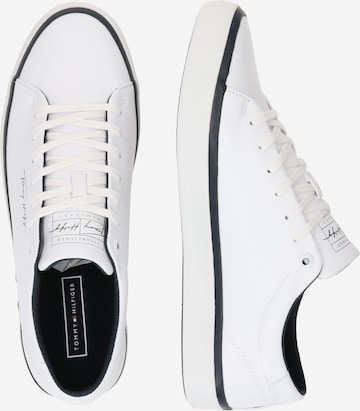 TOMMY HILFIGER Sneaker 'Modern Vulc Corporate' in Weiß