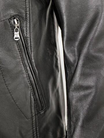 OTTO KERN Tussenjas '102' in Zwart