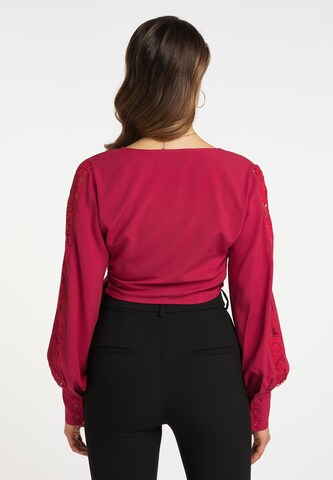 Camicia da donna di faina in rosso