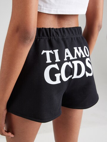 regular Pantaloni 'TI AMO' di GCDS in nero