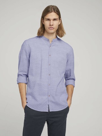 TOM TAILOR DENIM - Regular Fit Camisa em azul: frente