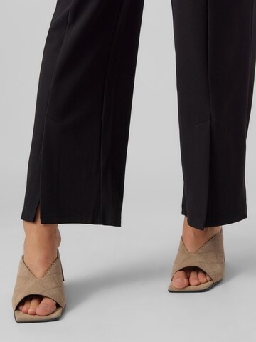 Loosefit Pantalon 'Meddy' Vero Moda Maternity en noir