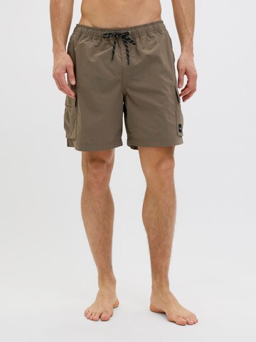JACK & JONES Badeshorts 'JPSTNaxos' in Braun: Vorderseite