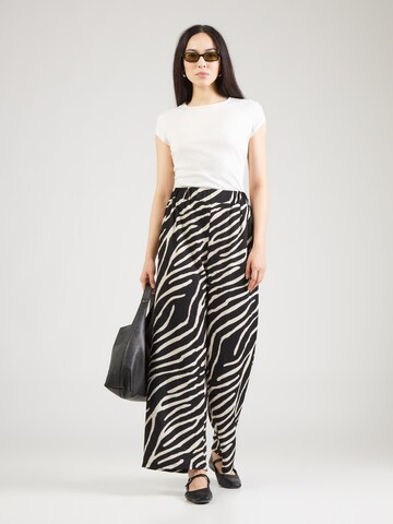 Hailys Szeroka nogawka Spodnie 'LG P TR Pe44rry' w kolorze czarny