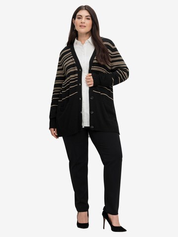 SHEEGO Knit Cardigan in Black