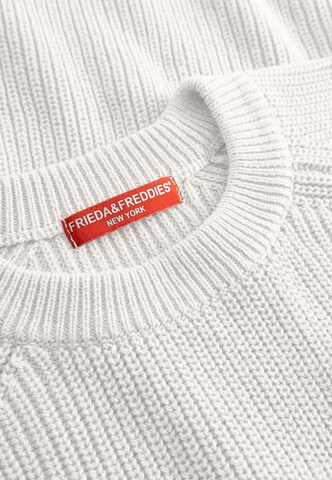 Frieda & Freddies Sweater in White