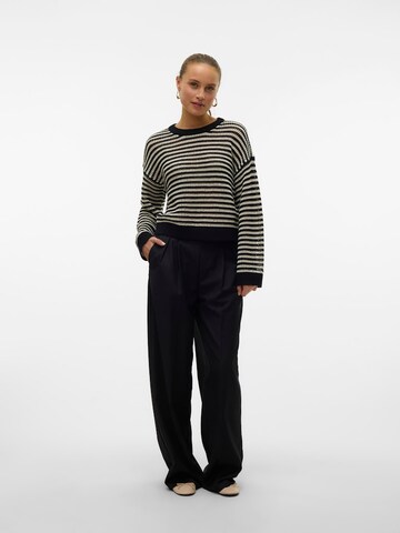 Pull-over 'Newmadera' VERO MODA en noir