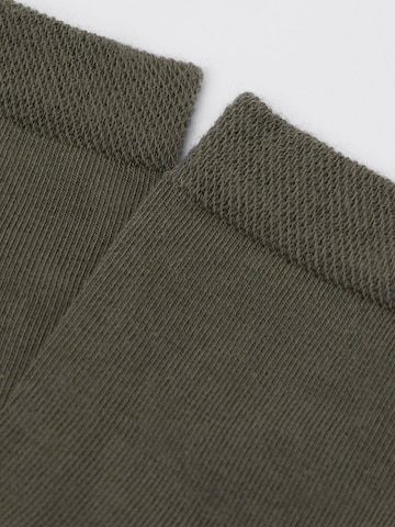 CALZEDONIA Socken in Grün