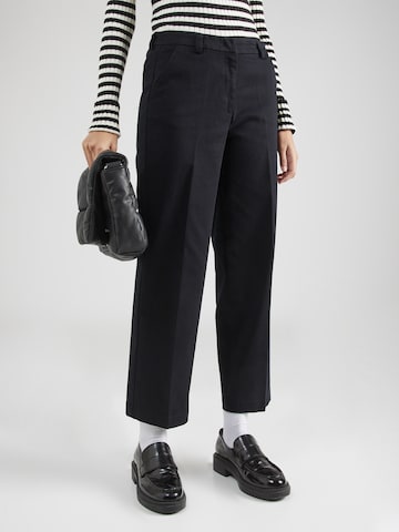 Sisley Regular Pleated Pants in Black: front