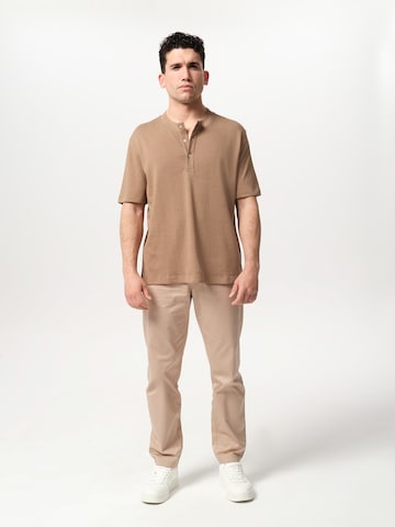 ABOUT YOU x Jaime Lorente Shirt 'Bruno' in Brown