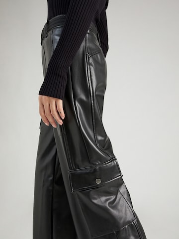 GUESS Regular Cargo Pants 'Gwen' in Black