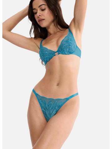 TRIUMPH Στρινγκ 'Crazy Stupid Love' σε μπλε: μπροστά