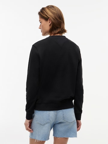 Tommy Jeans Свитшот 'ESS' в Черный