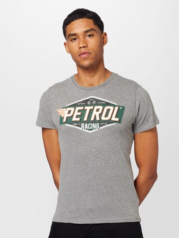 Petrol Industries قميص بلون رمادي: الأمام