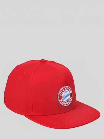 FC BAYERN MÜNCHEN Snapback Cap Essentials in Rot