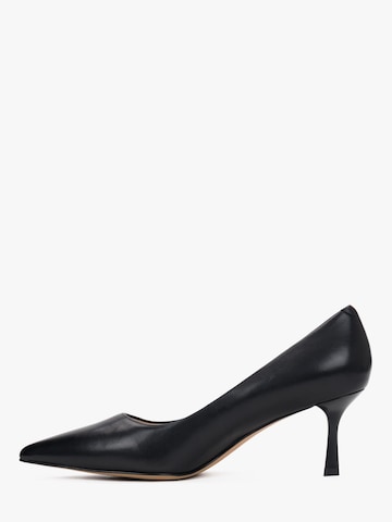 Décolleté '9106-11' di Estro in nero