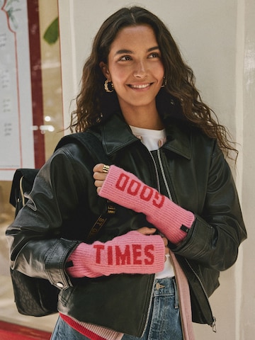 Scaldapolsi di Rockett St George in rosa