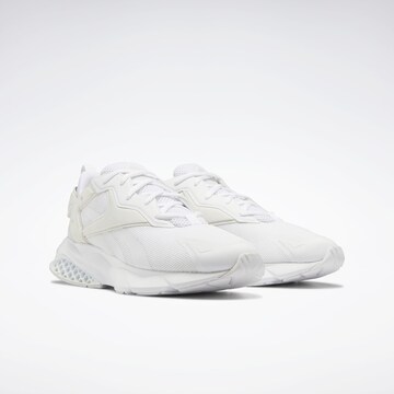 Baskets basses 'Hexalite Legacy' Reebok en blanc