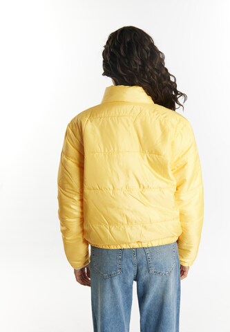 MYMO Between-Season Jacket in Yellow