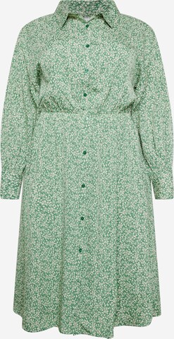 In The Style Curve Shirt Dress 'STACEY' in Green: front