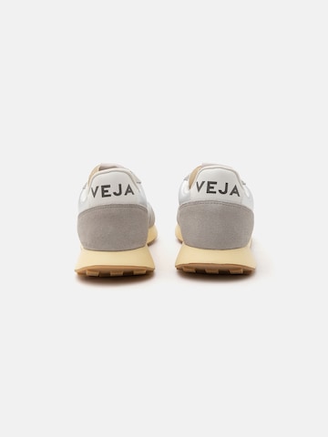 Veja Sneaker 'Rio Branco II' in Silber