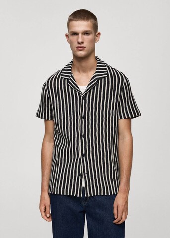 MANGO MAN Regular fit Button Up Shirt 'Terei' in Black: front