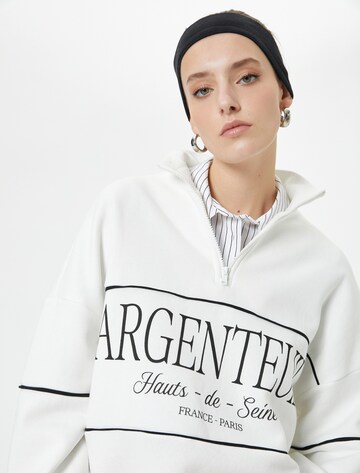 Koton Sweatshirt in White