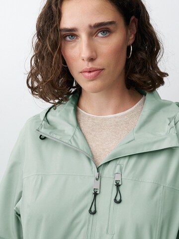 ONUA Raincoat 'Breeze' in Green
