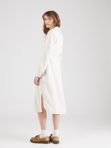 Robe-chemise 'LINN' VERO MODA en blanc