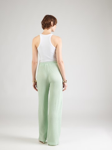 VILA Regular Pants 'VIBOTTA' in Green