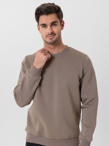 Jacey Quinn Sweatshirt in Green