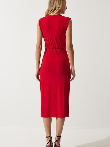 Robe Happiness İstanbul en rouge
