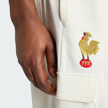 ADIDAS PERFORMANCE Loosefit Cargohose 'Frankreich Rugby 120 Years Crunch' in Weiß