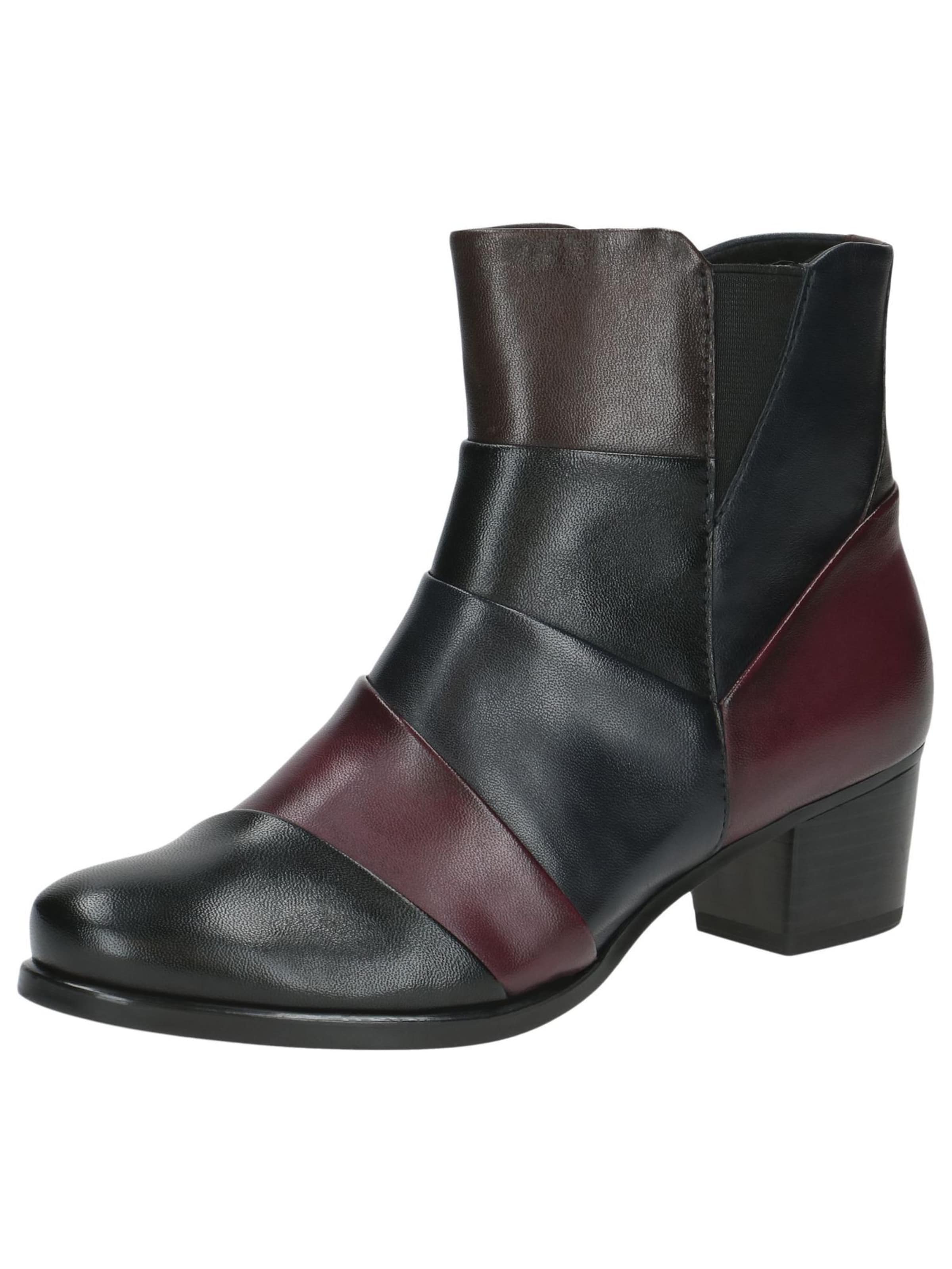 Ankle boots di CAPRICE in nero: frontale