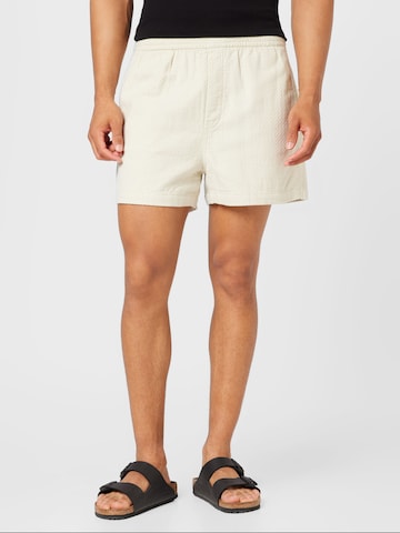 WEEKDAY Regular Shorts 'Alex' in Beige: predná strana