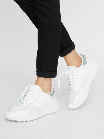 ADIDAS ORIGINALS Låg sneaker 'CHOIGO W' i vit: framsida