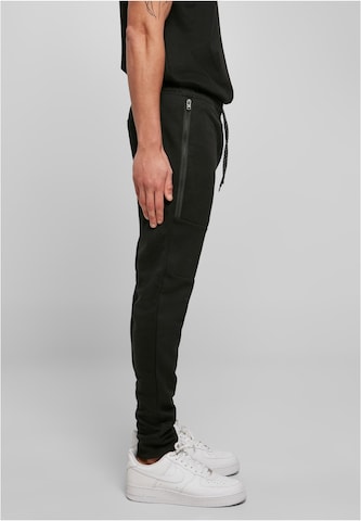 SOUTHPOLE Tapered Pants in Black