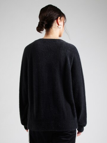 ADIDAS ORIGINALS Свитер 'HOLIDAY' в Черный