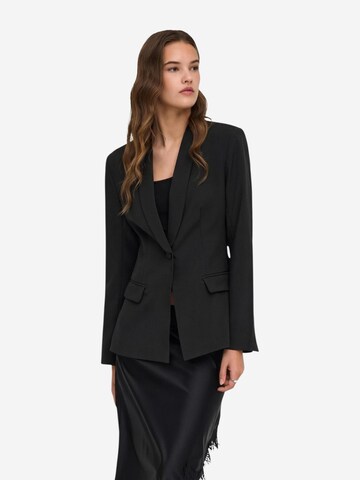 Blazer 'ONLASTRID L/S SCULPTURE BLAZER CC TLR 15376791' di ONLY in nero