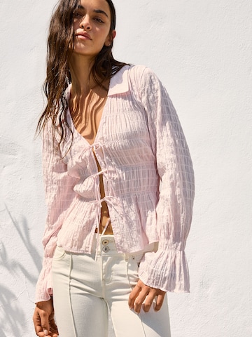 Bershka Blouse in Pink: front
