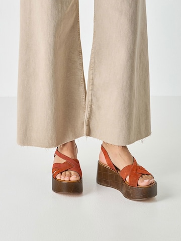 Tamaris Sandal in Orange