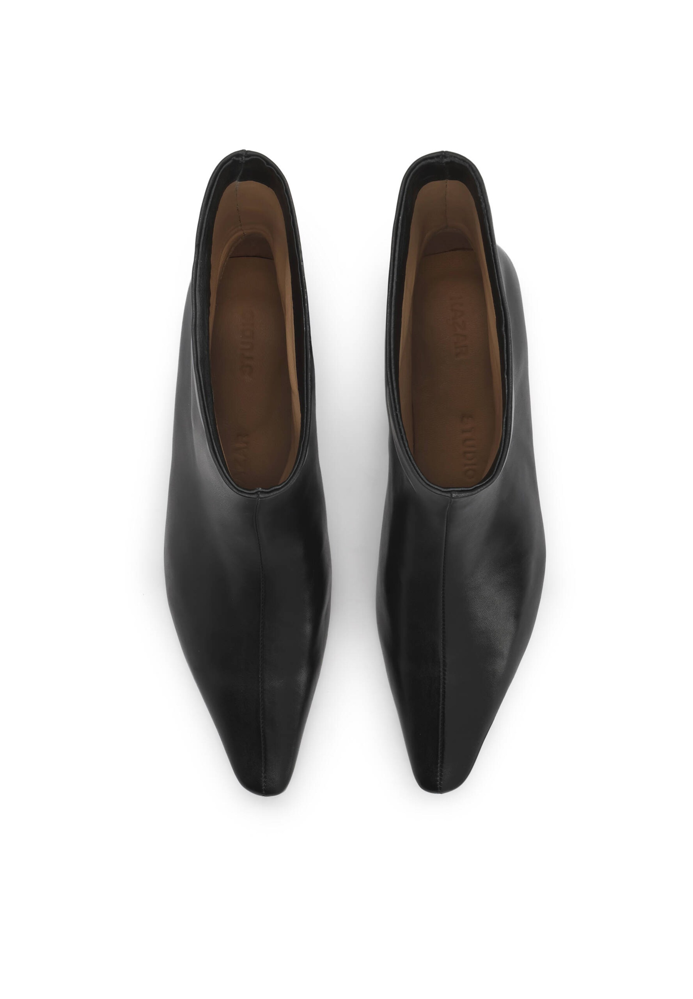 Stivaletto di Kazar Studio in nero