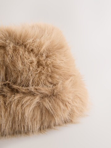 Pălărie de la Next pe bej