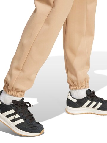 Tapered Pantaloni sport de la ADIDAS SPORTSWEAR pe bej