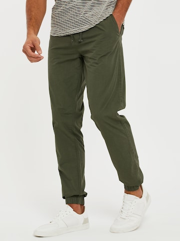 Threadbare Tapered Cargo Pants 'Presley' in Green: front