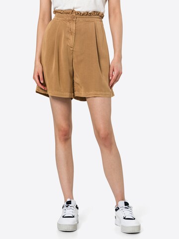 modström Loosefit Shorts 'Irwin' in Grün: predná strana