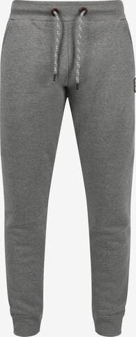 INDICODE JEANS Regular Sweatpants 'Hultop' in Grau: predná strana