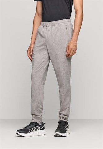 Tapered Pantaloni sport de la 4F pe gri: față